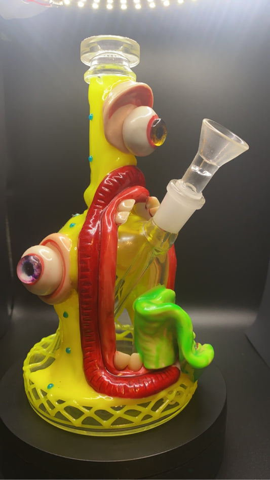 Uv-glow in dark monster bong